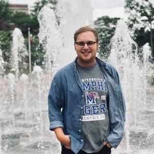 Meet your Posher, Logan